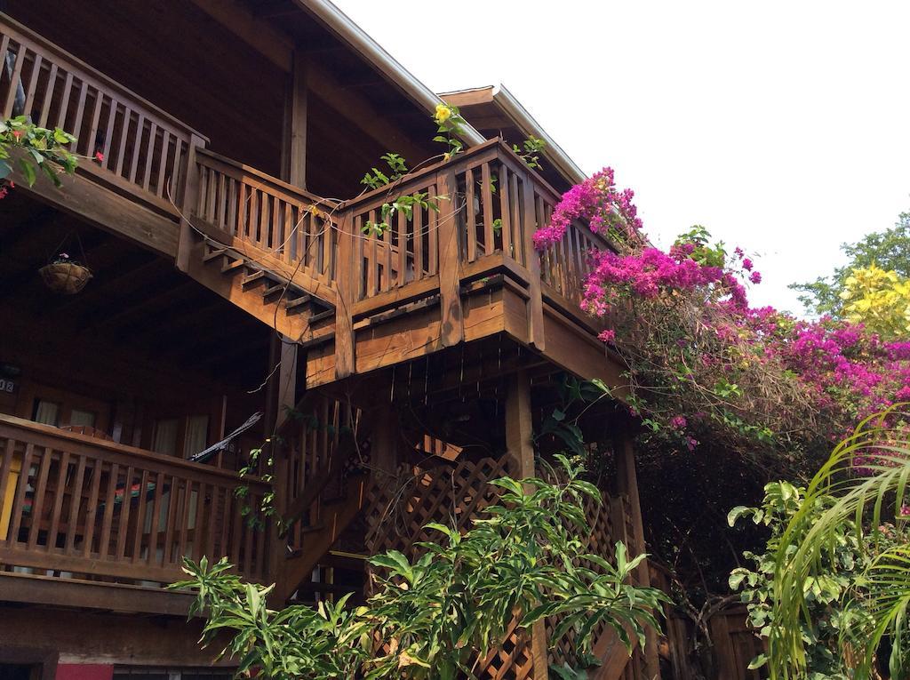 Sea Breeze Inn 西区 外观 照片